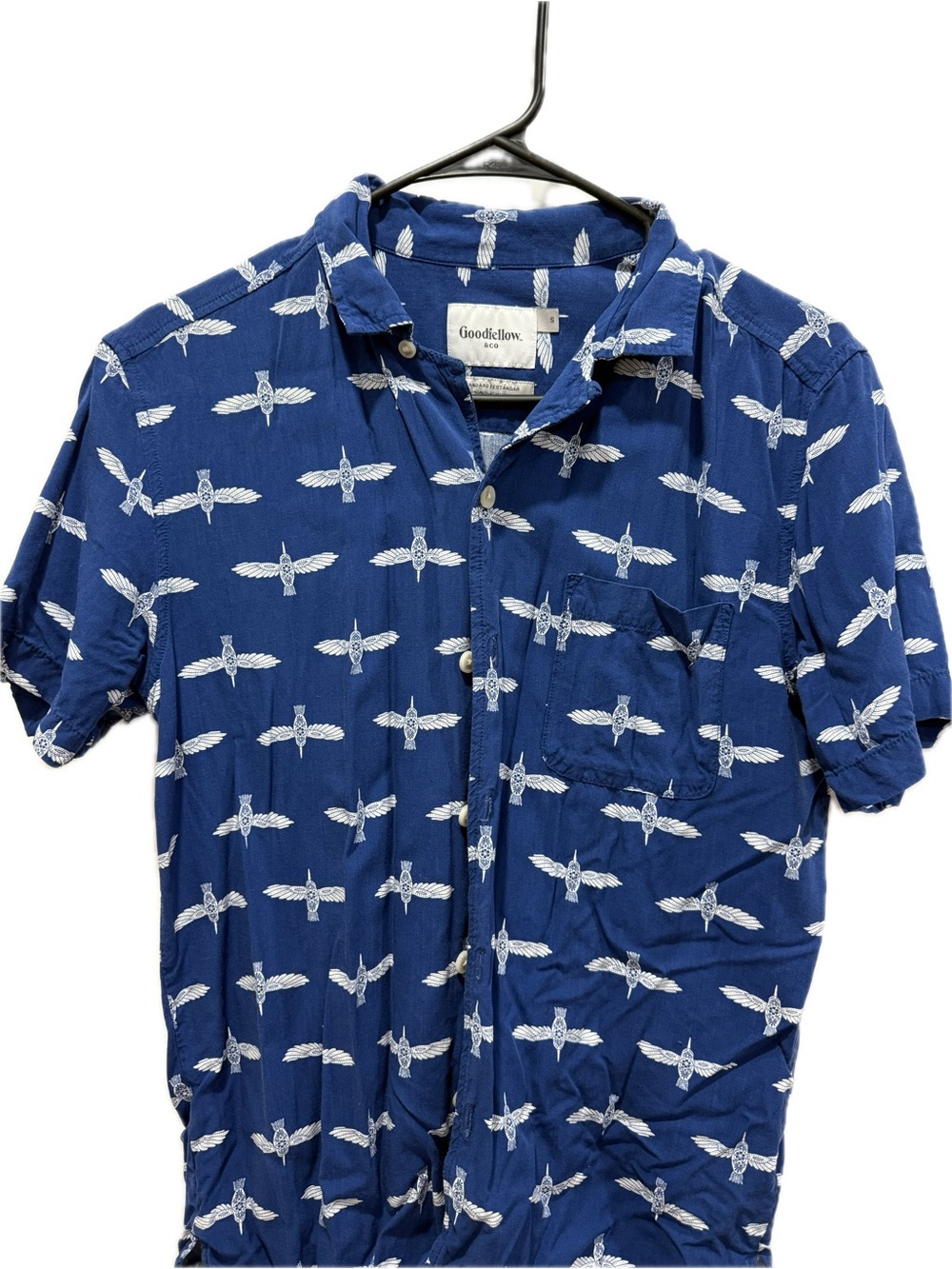 Goodfellow & Co Navy Short-Sleeve Button-Down Shirt with White Wing Print